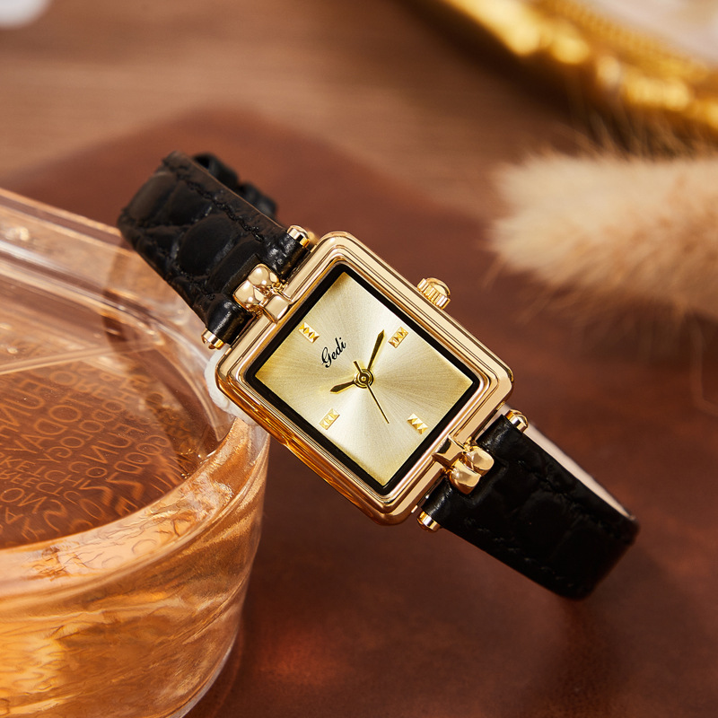 Functional Stylish Casual Quartz Watch Featuring Lightweight Construction and Water Resistant Feature for Practical