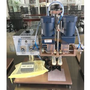 Semi Automatic Bottle Capping Machine 220V/110V With 4 Rollers