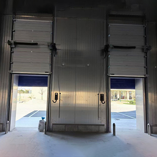 Automatic-Manual Customized Industrial Sectional Overhead Door For Freight Forwarding Warehouses