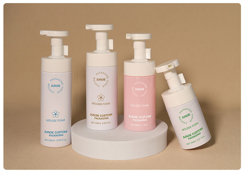 200ml/250ml Triangle Shape Facial Foam Pump Bottle Empty Foaming Cleanser Hand Wash Bottle with Pump Foam Spray Bottle