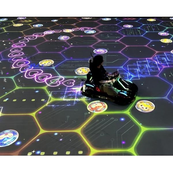 Turnkey Solution Interactive Racing Arena Immersive Go Karting For Mall Projects
