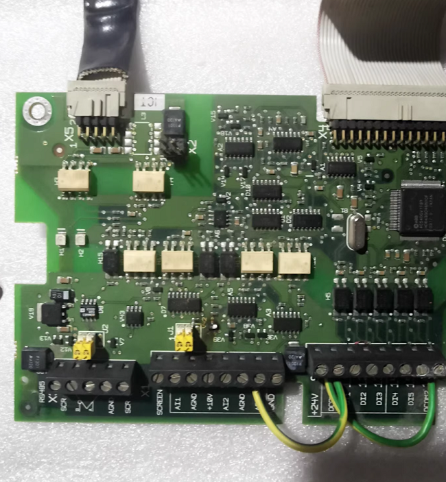 SNAT4041C ABB Module Network Adapter Module AC 800M systems enabling secure