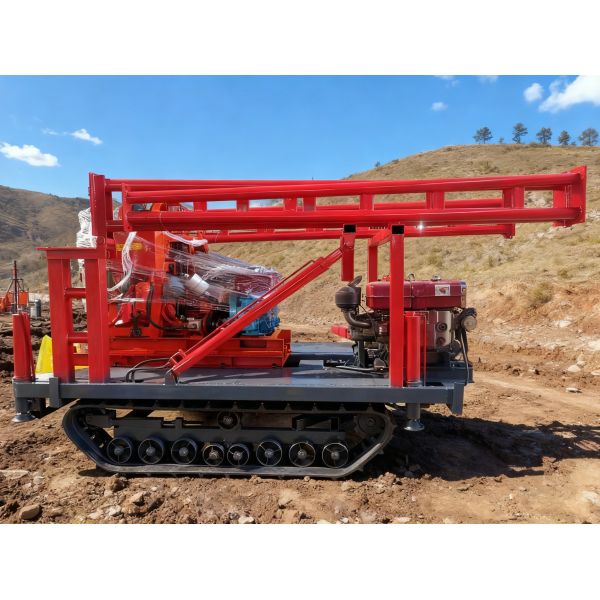 Small 200m Tracked Hydraulic Coring Machine For Exploration And Coring