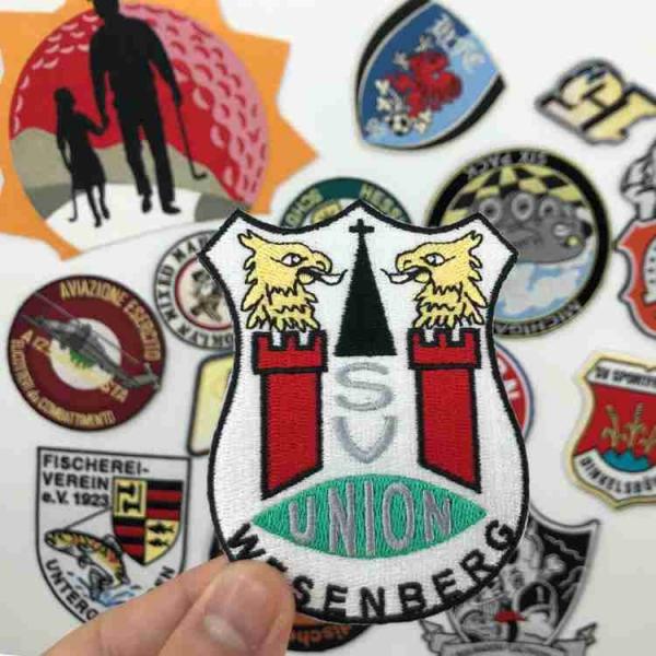 Heat Cut 4in Sports Team Patches Embroidery Logo Badges For Club