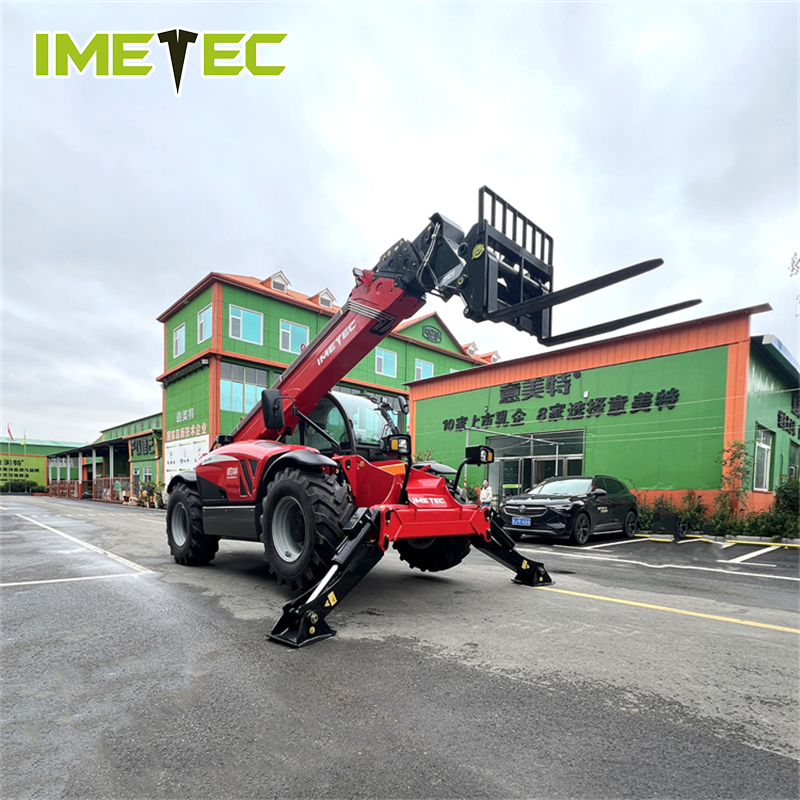 7400KG Rotating Telescopic Handler Forklift For Farm Quick Attachment Replacement
