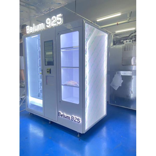 Smart Jewelry Vending Machine with Multiple Payment Options Double-Glazed Secure Door and Automated Lift System