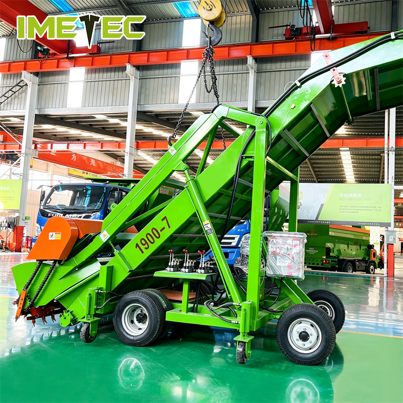 Automatic Moving Silage Loader Chopper Harvest Machine Wear Resistant