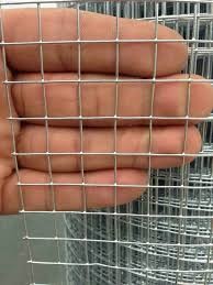 Anti - Corrosion Hot Dipped Galvanization Welded Wire Mesh Roll 10 Gauge