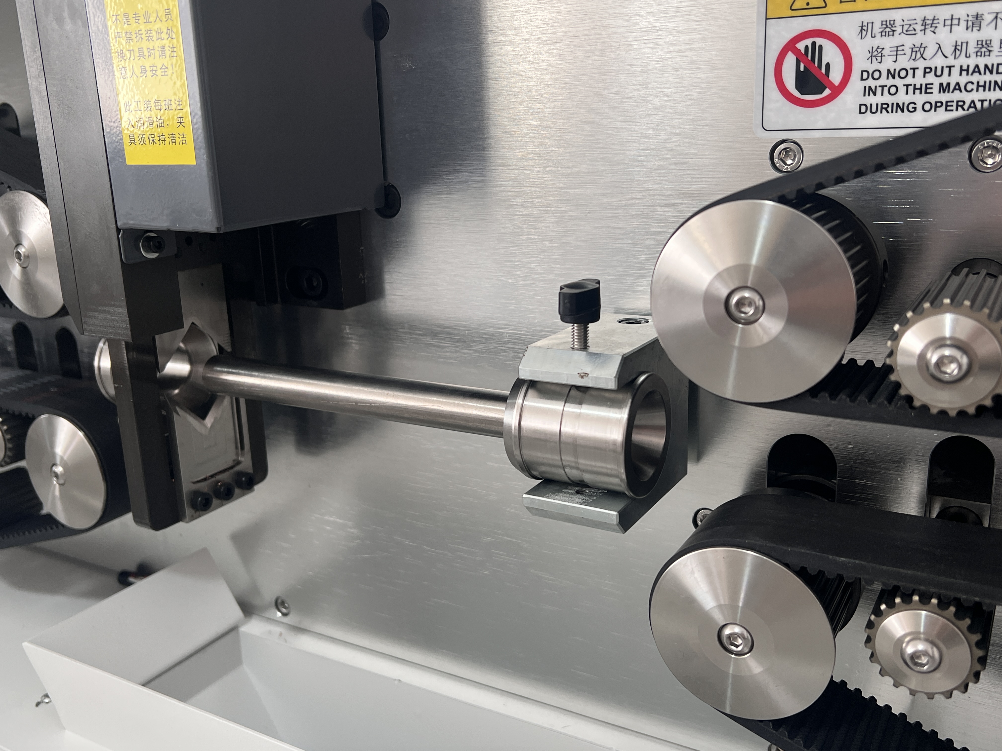 12 Wheel Drive Wire Stripping Machine Computerized Automatic Wire Stripping Machine 800W