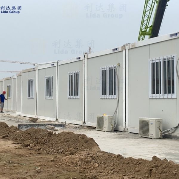 Folding Mobile Prefab Container House 5980mm Prefab Storage Container Homes 20ft 40ft