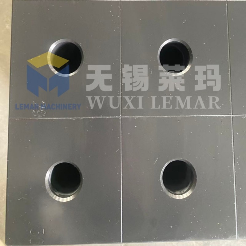 D28 2D Welding Fixture Table with Modular Accessory System