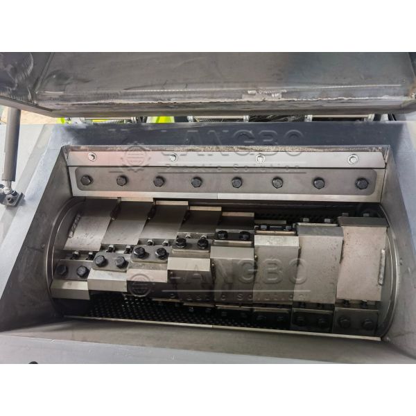 Plastic Crusher Machine High Speed Crushing With PLC Control System