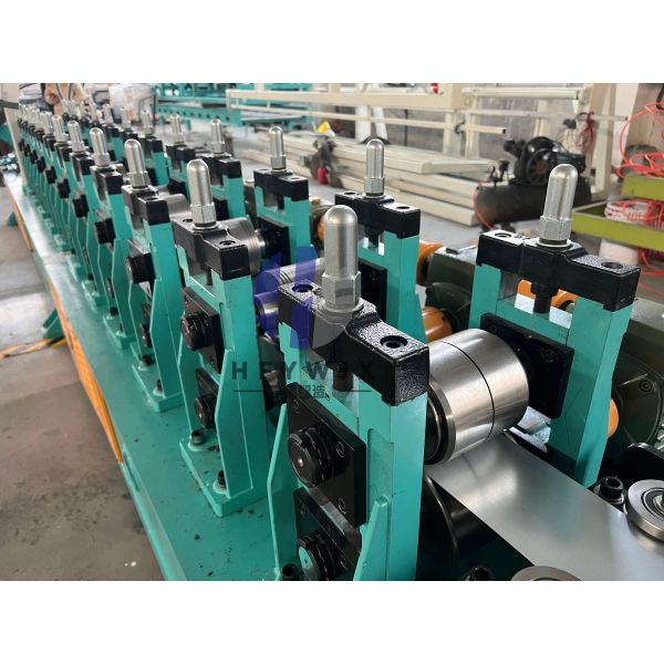 Construction Industry Light Steel Frame Roll Forming Machine 60-27 Model CNC Control