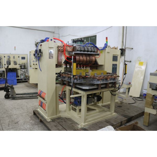 Automatic Wire Mesh Welder Reinforcing Steel Bar Welding Machine With Rotary Table