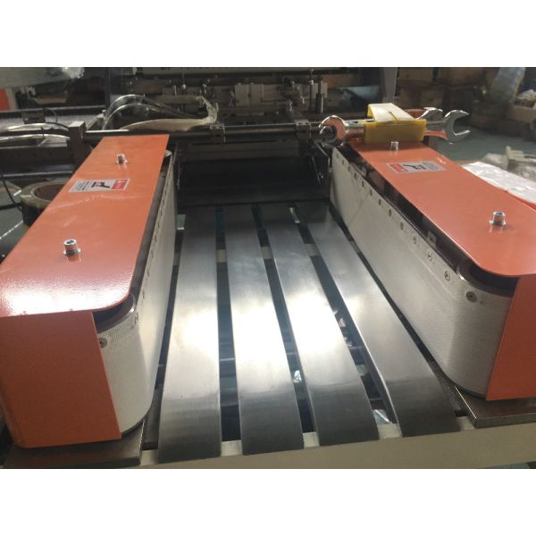 Mini Handkerchief Pocket Tissue Paper Folding Making Manufacturing Machine Production Line Low Price