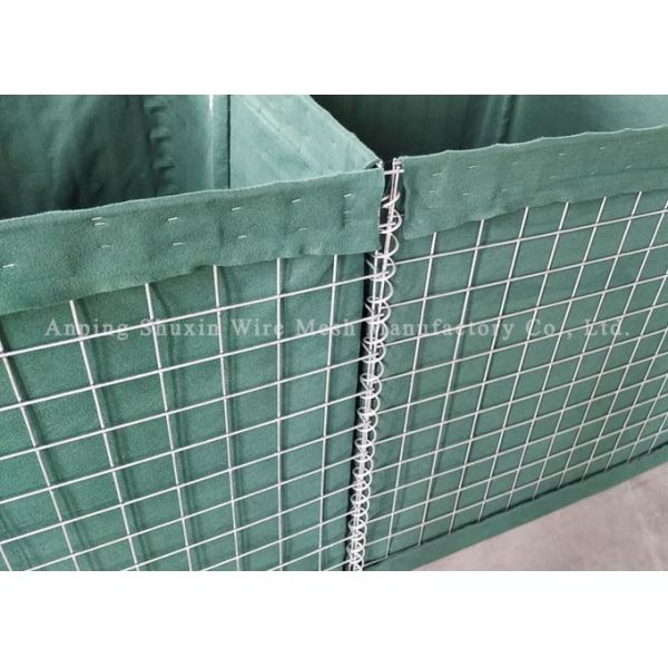 Mil 1 1.37m Height 1.08m Width Defensive Barrier