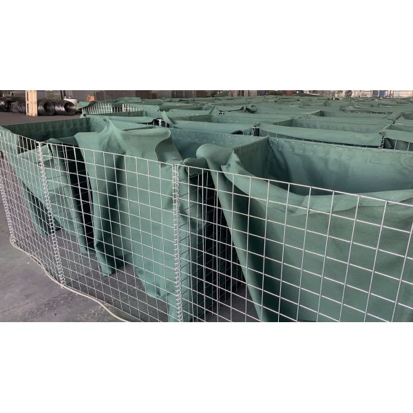 Hot Dipped Galvanized Basket Anti Corrosion Defensive Barrier