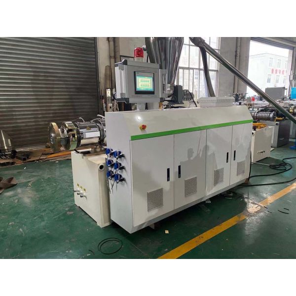 630mm Plastic Extruder Machine Double Screw For PVC Pipe