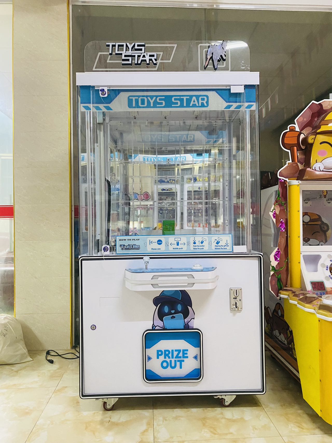 Commercial Gift Pusher Skill Game Machine, Adjustable Difficulty for Game Center