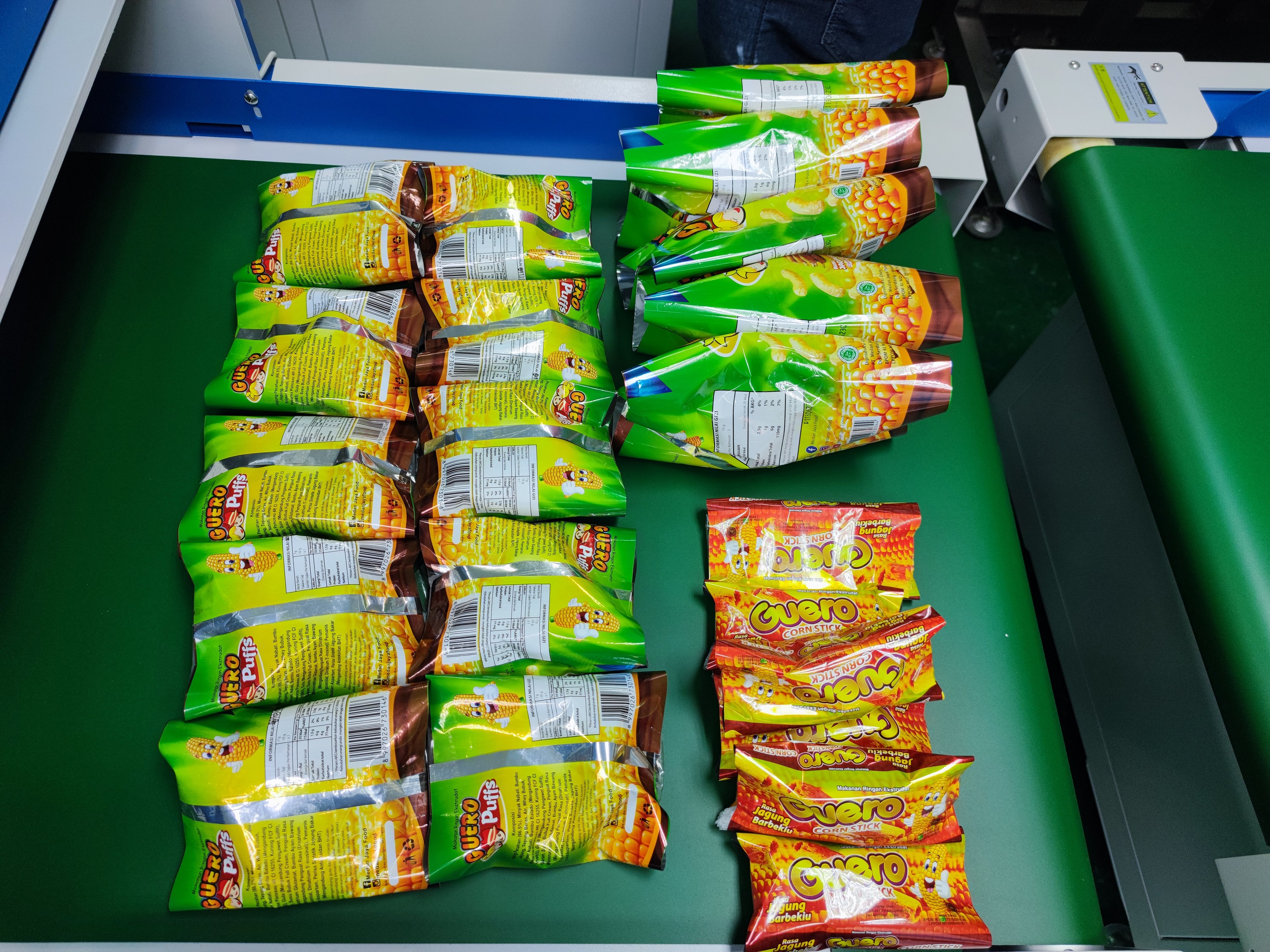 HACCP FDA Pulse Metal Detector Conveyor Metal Detection Machine for Chocolate Chip Cookies Biscuit Snack Production Line