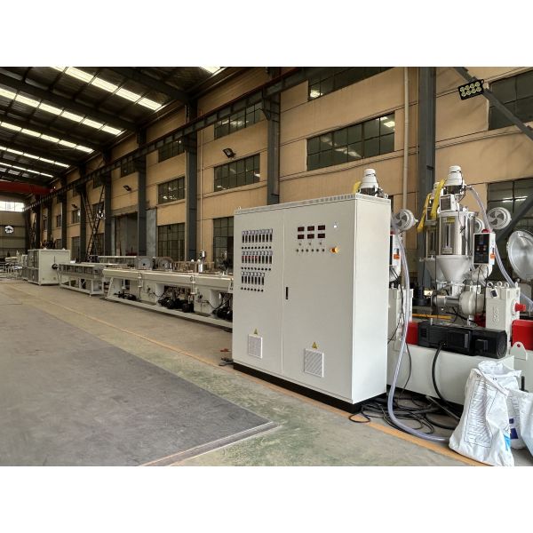 Pipe Extrusion Making Machine Two Three Layers PPR Automatic Huge Sj65 Water Expanding Tube Extruder Line