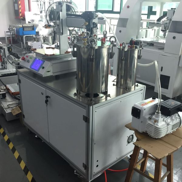 Top Selling Products Two Component Automatic Vacuum Potting Dispensing Robot