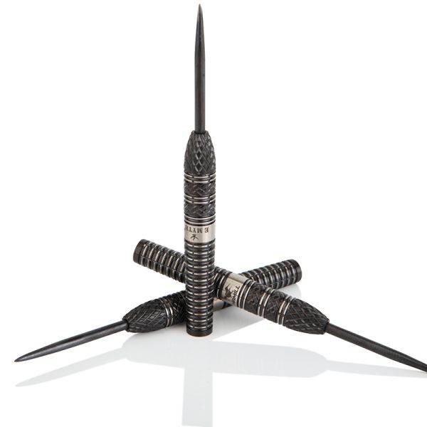 E Myth Sponsored Dart Player Brad Hamill Steel Tip Tungsten Darts Set