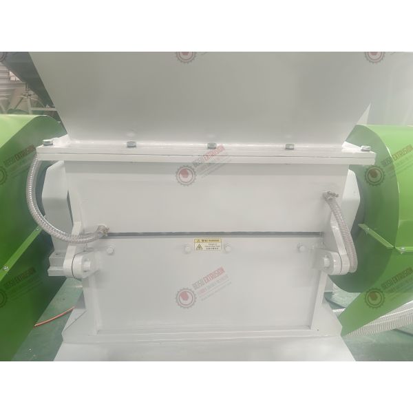 Recycling Grinding Plastic Waste Crushing Machine For PMMA