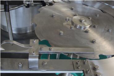 Rotary Water Filling Machines 36000BPH High Capacity Liquid Bottled Plant