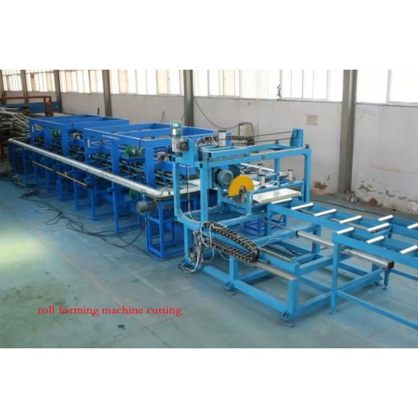 High Speed Sandwich Panel Machine 8 - 12 M / Min Production Capacity 5.5 KW Power