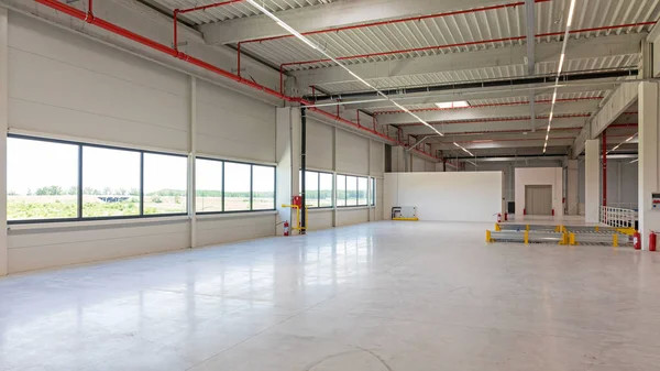 Hurricane Proof Prefab Building Construction , Long Span Steel Construction Warehouse