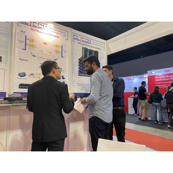 1G SFP Media Converter Gigabit Fiber Optic Ethernet Unmanaged Mini Size Black DC5V