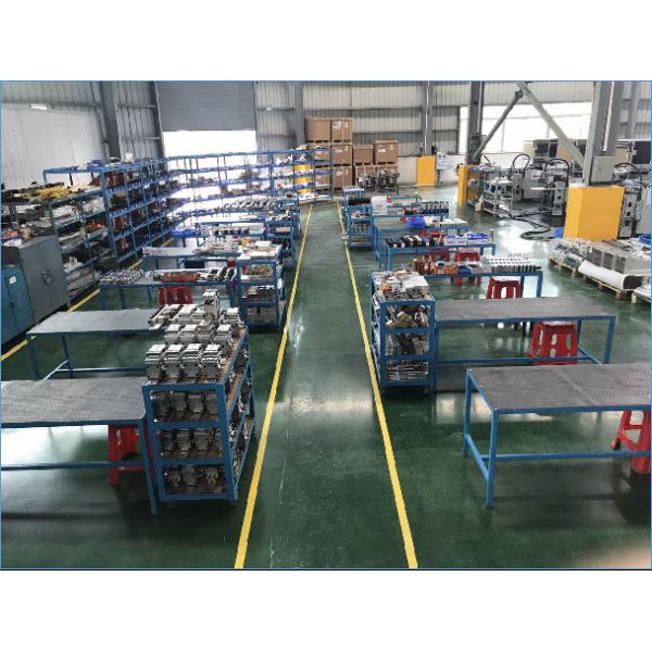 LY-1450WG-900 Multifunctional Zipper Box Paste Double-Sided Adhesive Machine Multi-Box Compatibility All Zipper Cartons Wide Size Range Supports Paper