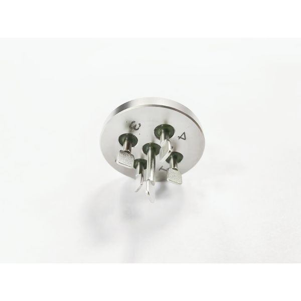 45 Steel Hermetic Seal Connectors Mounting Screw -70°C To 300°C Corrosion-Resistant