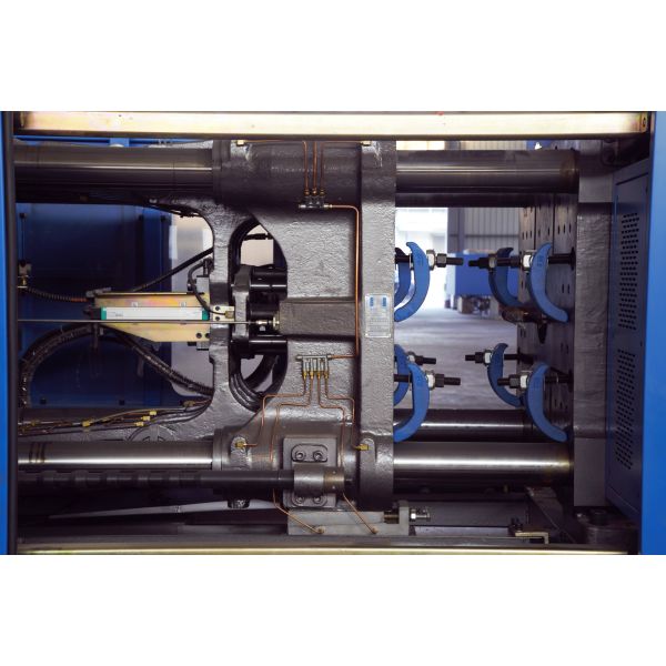 PET Preform Plastic Injection Molding Machine High Speed Production