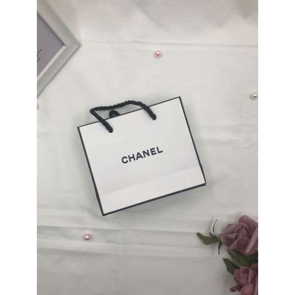 Exquisite Color Paperboard Cosmetic Box Packaging Print Logo Pattern Custom Size