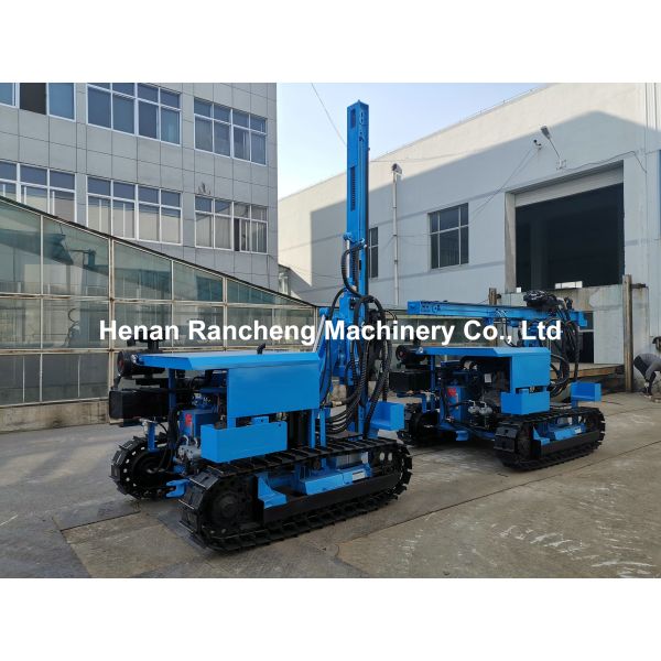 Drill Depth 40-45m Hydraulic DTH Drilling Rig Both Rotary And Hammer Drilling